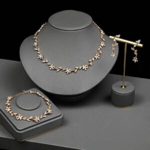 Diamond Leaf Three Piece Set